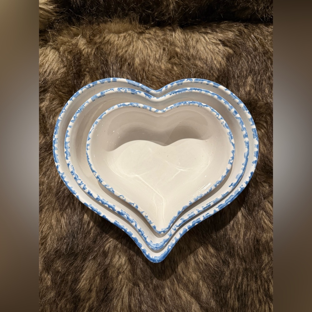 Loan An Made in Taiwan Antique Nesting Heart Bowls
